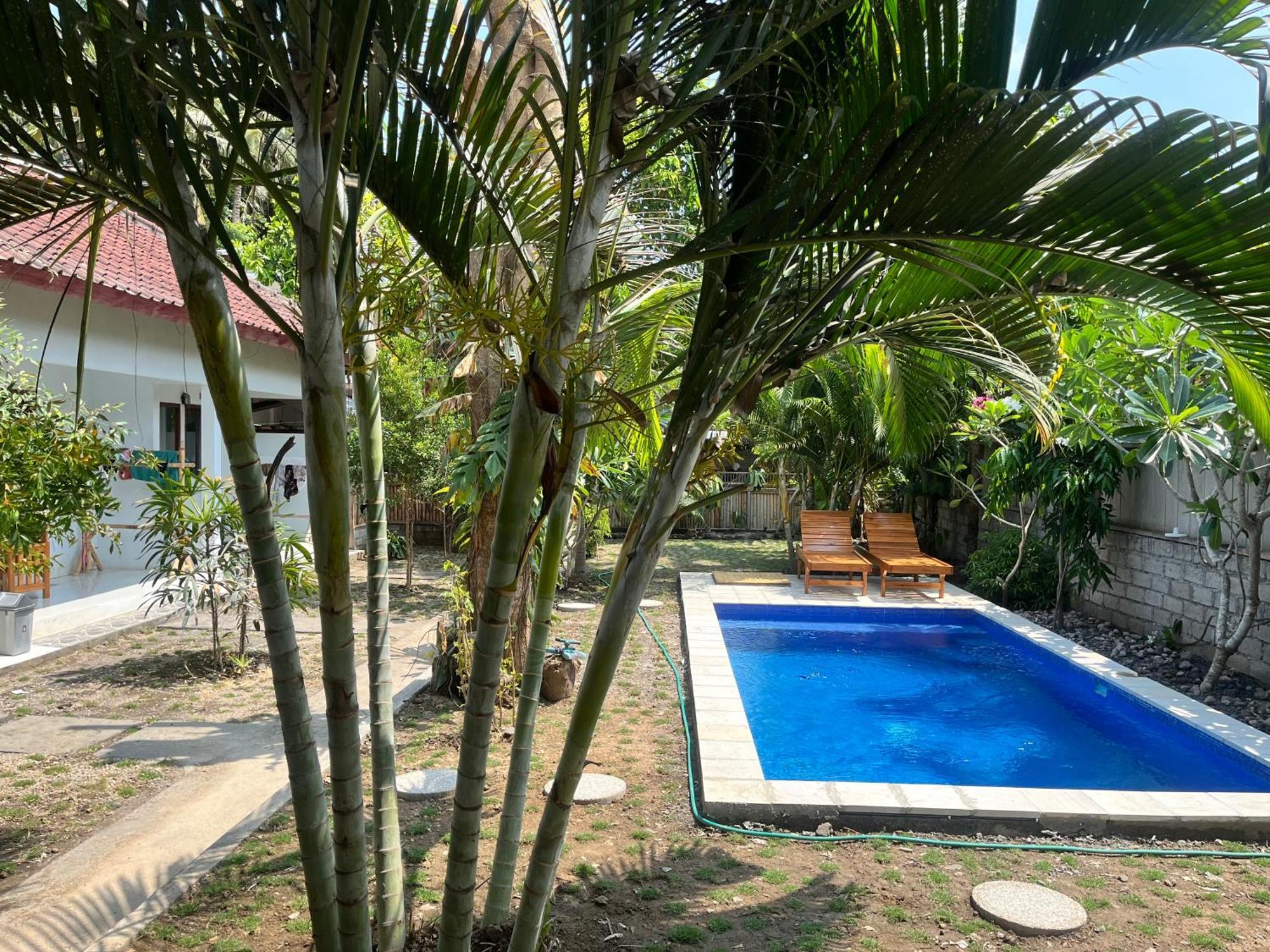 Kebun Homestay Kuta  Экстерьер фото